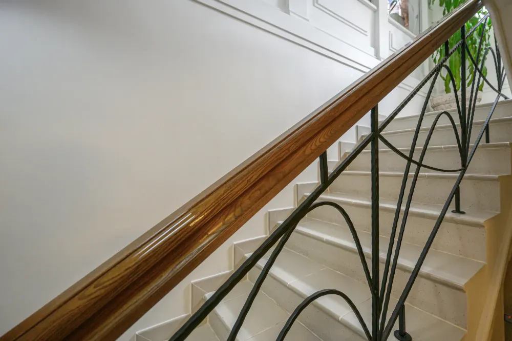 escalier-sur-mesure.jpg